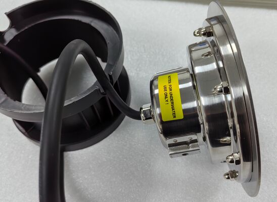 आरजीबी रंग बदलने वाली एलईडी स्विमिंग पूल लाइट्स IP68 60 डिग्री बीम कोण के साथ जलरोधक पानी के नीचे प्रकाश व्यवस्था समाधान