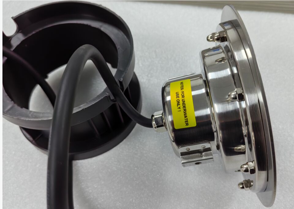 DC24V एलईडी पूल लाइटिंग, 50 हजार घंटे से अधिक जीवनकाल, ऊर्जा कुशल, वाटरप्रूफ लाइटें, बड़े पैमाने पर पूल इंस्टॉलेशन के लिए उपयुक्त